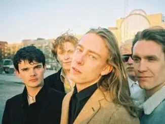 TRACK PREMIERE: Astronaut - 'Amazing' - Listen Now