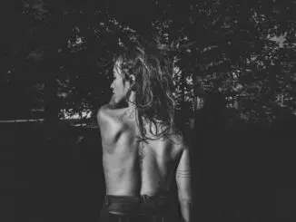 VIDEO PREMIERE: Linah Rocio - 'I Was There'