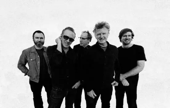 CROWDED HOUSE reunites for first European tour in more than ten years 
