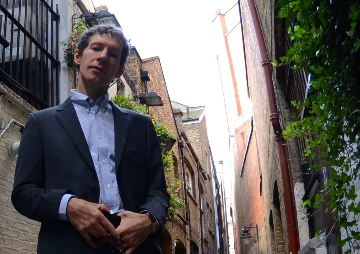 HOWIE PAYNE releases a new single ‘Into Daylight’ - Listen Now