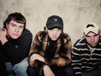 DMA’S - Announce 3rd studio album ‘THE GLOW’ - Hear new single ‘Life Is A Game Of Changing’ 1