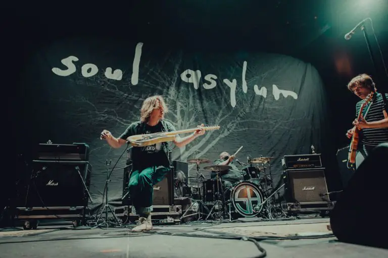 SOUL ASYLUM - Unveil new single 'If I Told You' from upcoming new album 'Hurry Up & Wait' 