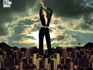 NOEL GALLAGHER’S HIGH FLYING BIRDS release brand new single ‘Blue Moon Rising’ - Listen Now