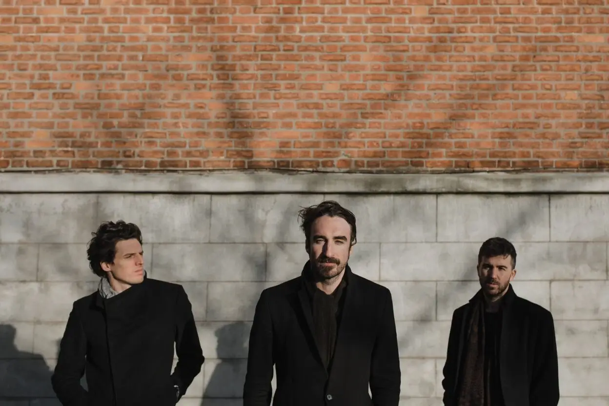 THE CORONAS release brand new single ‘Haunted’ - Listen Now 2