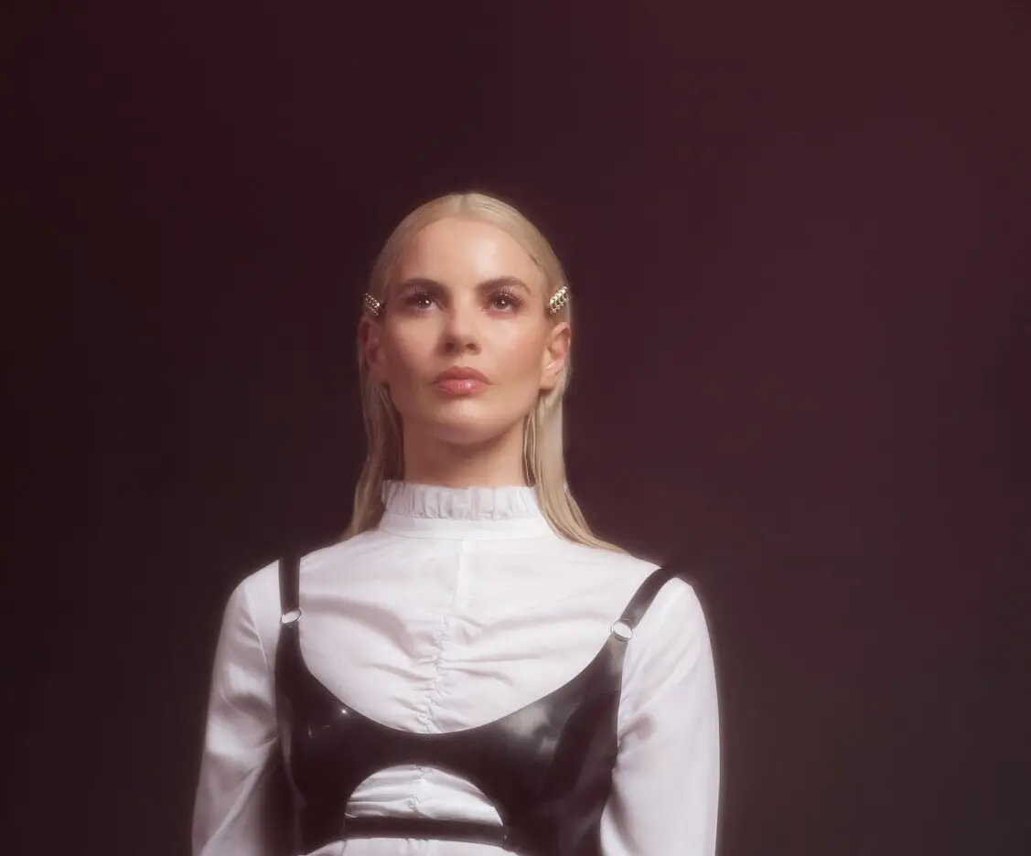 Irelands Rising Star LYRA Announces Headline Belfast Show