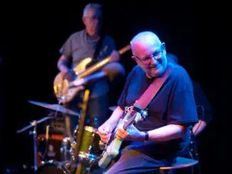 Northern Ireland blues guitar legend RONNIE GREER releases swinging live album – Blues Constellation 1