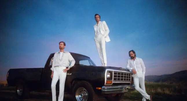 THE KILLERS reveal new single 'Caution' from new album 'Imploding The Mirage' 1