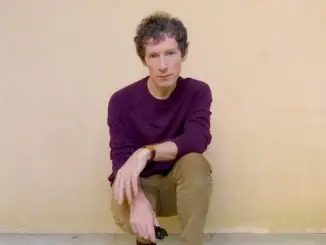 HOWIE PAYNE releases new single ‘Faster Than Light’ from ‘In Dreams’ EP - out now