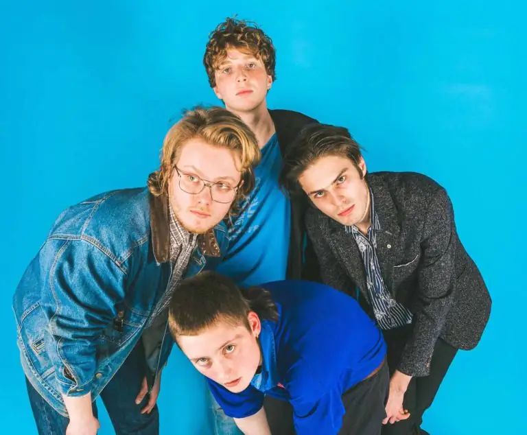 Irish rising indie stars THE WHA return with new single 'Blue For You' 