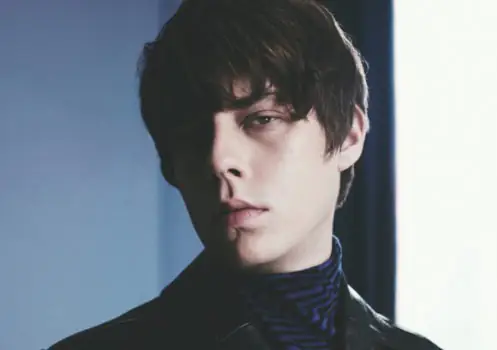 JAKE BUGG releases new track 'Rabbit Hole' - Listen Now
