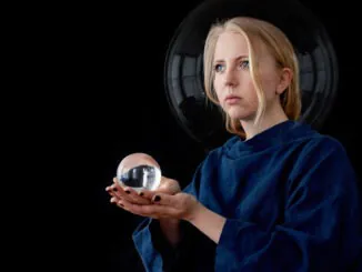 ALBUM REVIEW: Polly Scattergood - In This Moment