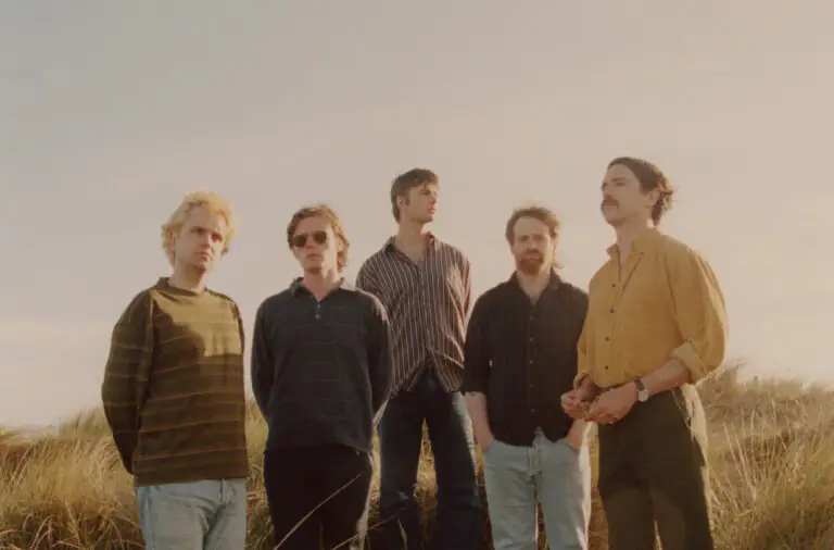 FONTAINES D.C. release new single 'Televised Mind' - Watch Video 