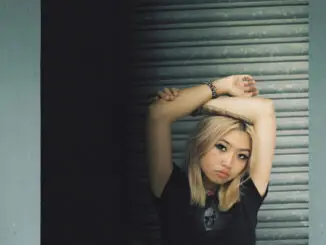 BEABADOOBEE shares video for 'Worth It' - Watch Now