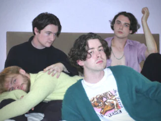 TRACK PREMIERE: modernlove - Use Me