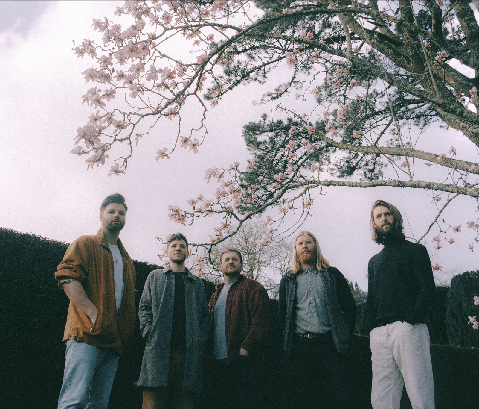 Torquay five-piece TOURISTS announce debut album ‘Another State’ – Out 20th November