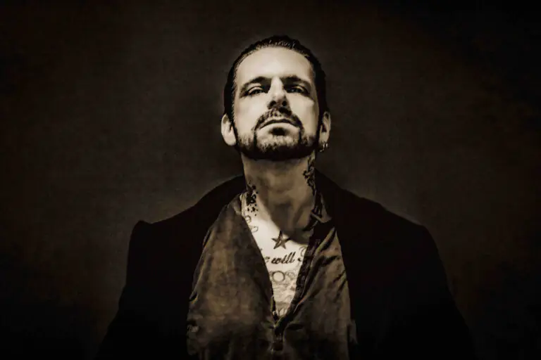 RICKY WARWICK announces headline Belfast show at Limelight 2 on Thursday, May 6th 2021 
