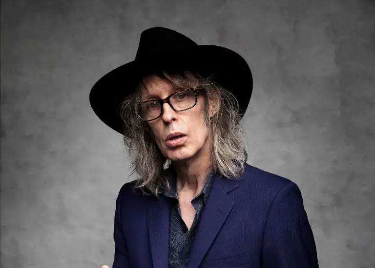 THE WATERBOYS reveal video for 'Why Should I Love You' - Watch Now! 