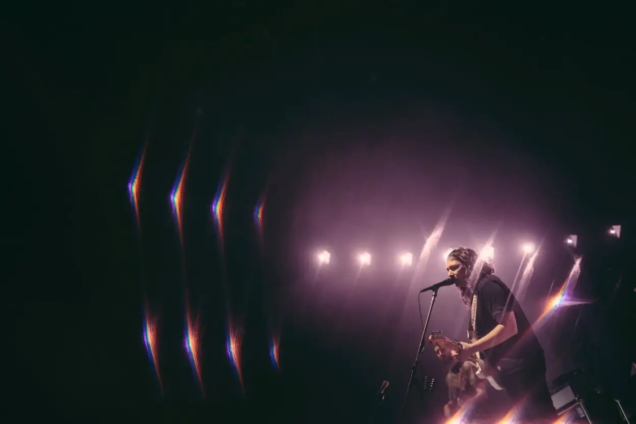 The War On Drugs announce 'LIVE DRUGS' out 20th November - Hear lead track 'Pain (Live)' 2