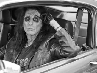 ALICE COOPER Unveils 'Rock & Roll' Featuring Steve Hunter, Johnny Bee, Paul Randolph & Joe Bonamassa 1