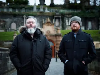 ARAB STRAP announce ‘As Days Get Dark’ their first album in 16 years + full UK & Irish tour