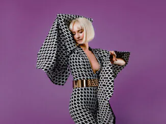 TRACK PREMIERE: Teddi Gold – Thought Bubbles