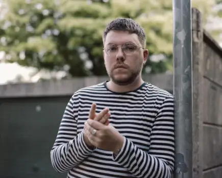 SAINT RAYMOND shares ‘Alright’ from his new album ‘We Forgot We Were Dreaming’ 