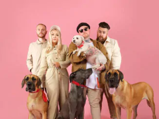 FRANK TURNER joins four-piece, LOTTERY WINNERS for new track 'Start Again' - Watch Video