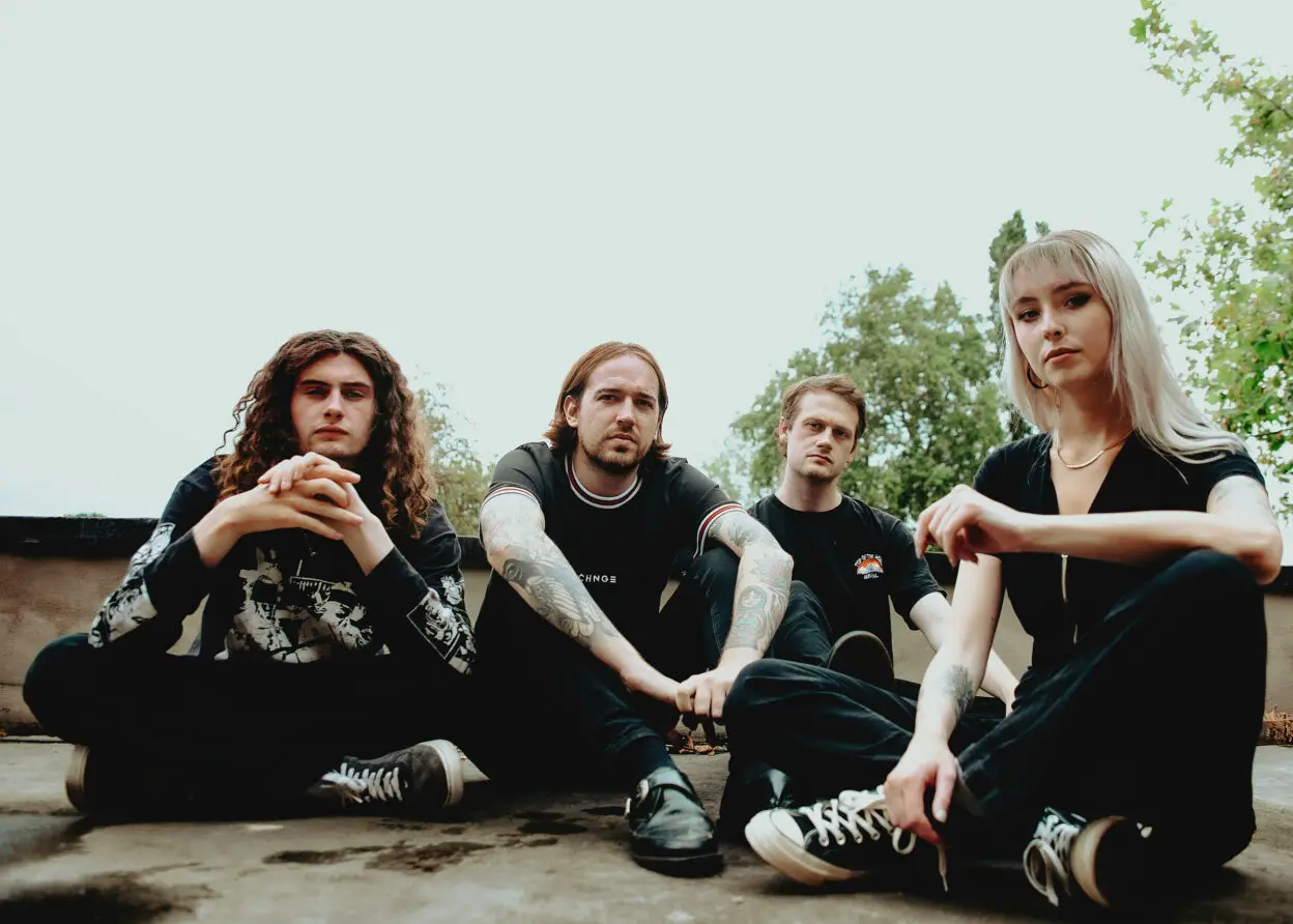 BLEACH LAB Announce debut EP ‘A Calm Sense of Surrounding’ - Hear lead single ‘Old Ways’ 