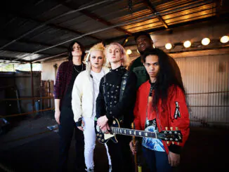 TRACK PREMIERE: Love Ghost - Pink Car 81 TRACK PREMIERE: Love Ghost - Pink Car