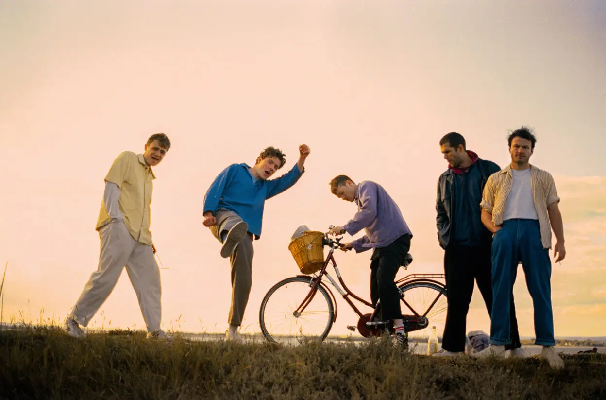 JUNODREAM share video for new single 'Travel Guide' - Watch Now! 