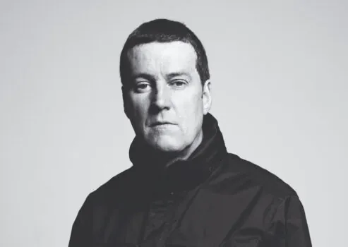 INTERVIEW: Peter Hooton (The Farm) on the 30th anniversary of Spartacus