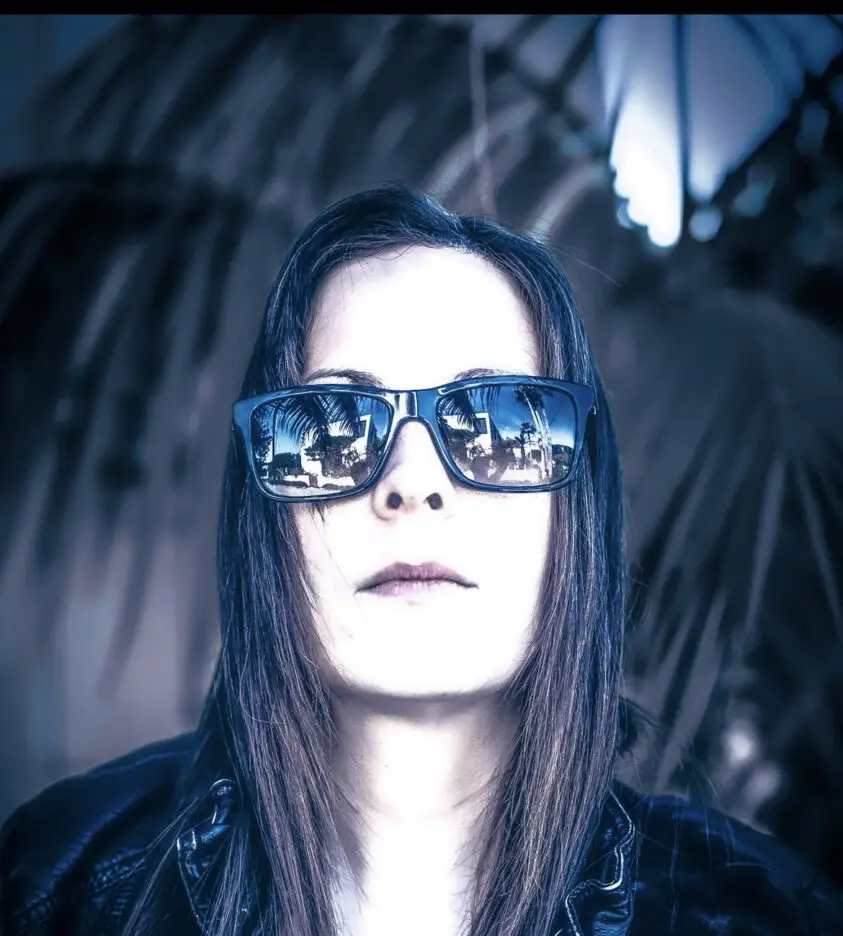 VIDEO PREMIERE: FerrariLover - Draacool