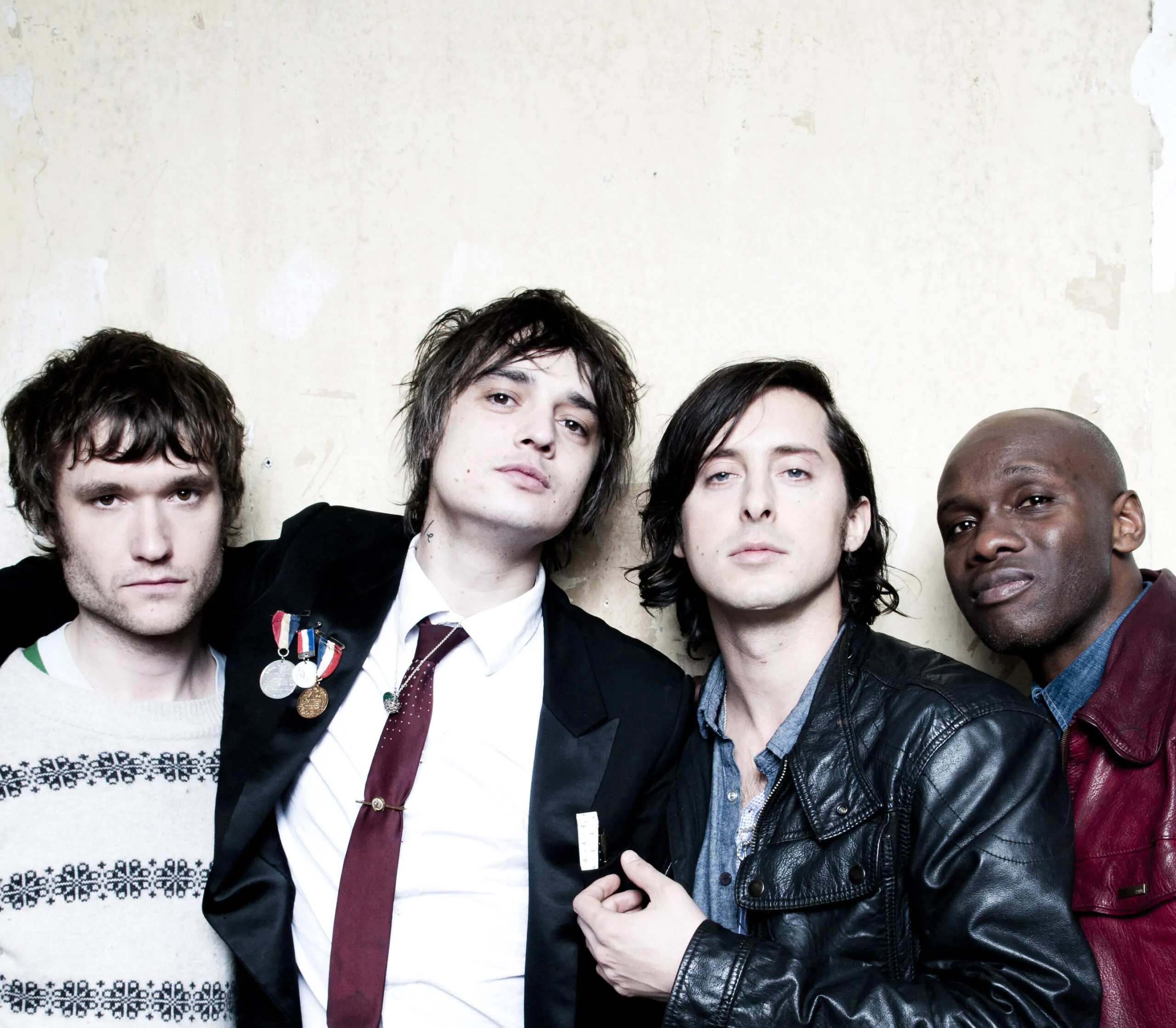 Snap Galleries collaborate with “the UK’s most important music photographer” Roger Sargent for new Libertines exhibition