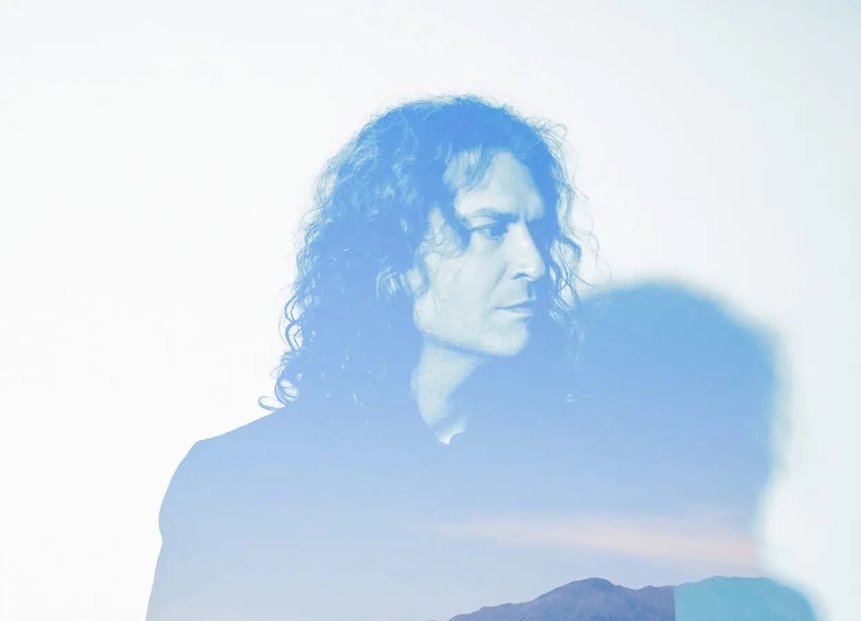 DAVE KEUNING shares the video for 'From Stardust' from his new LP 'A Mild Case of Everything' 