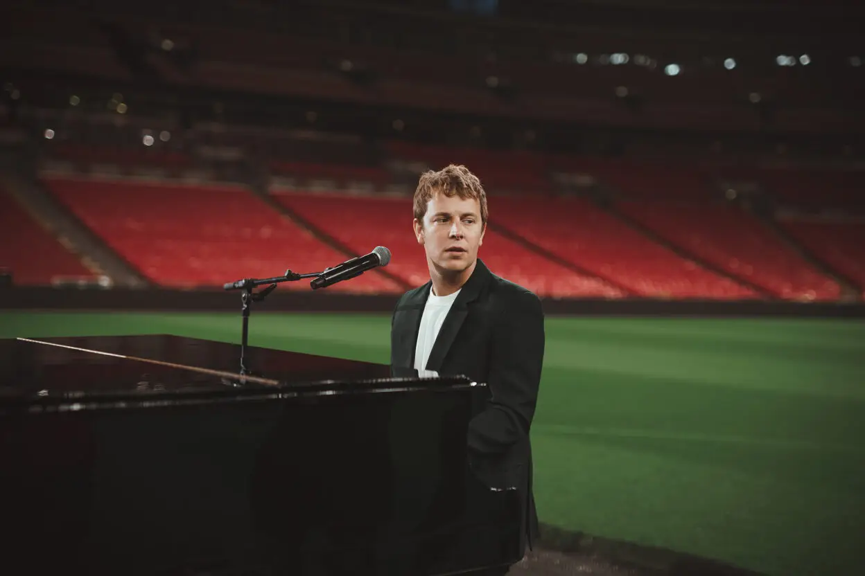 TOM ODELL releases the video for his new single “lose you again” shot in Wembley stadium