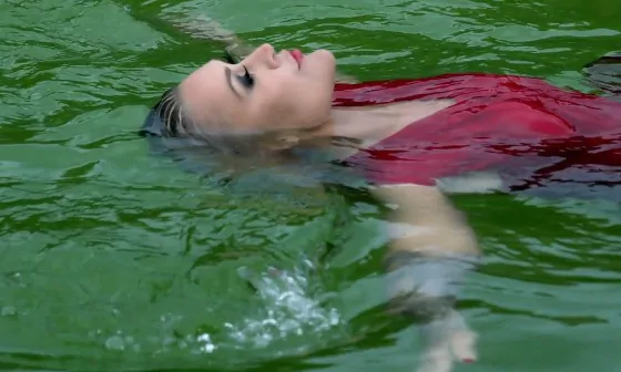 JO O'MEARA shares new video for ‘On The Surface’ - Watch Now!