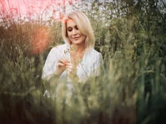 JO O'MEARA shares new single ‘Sweet Surrender’ - Listen Now!