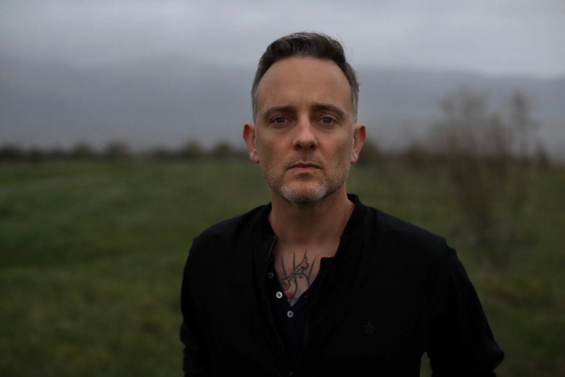 DAVE HAUSE announces brand new album ‘Blood Harmony’ – Hear first single ‘Sandy Sheets’