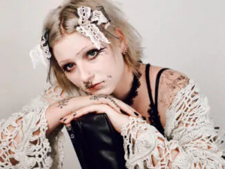 CAROLESDAUGHTER unveils haunting cover of Radiohead's 'Creep' - Listen Now