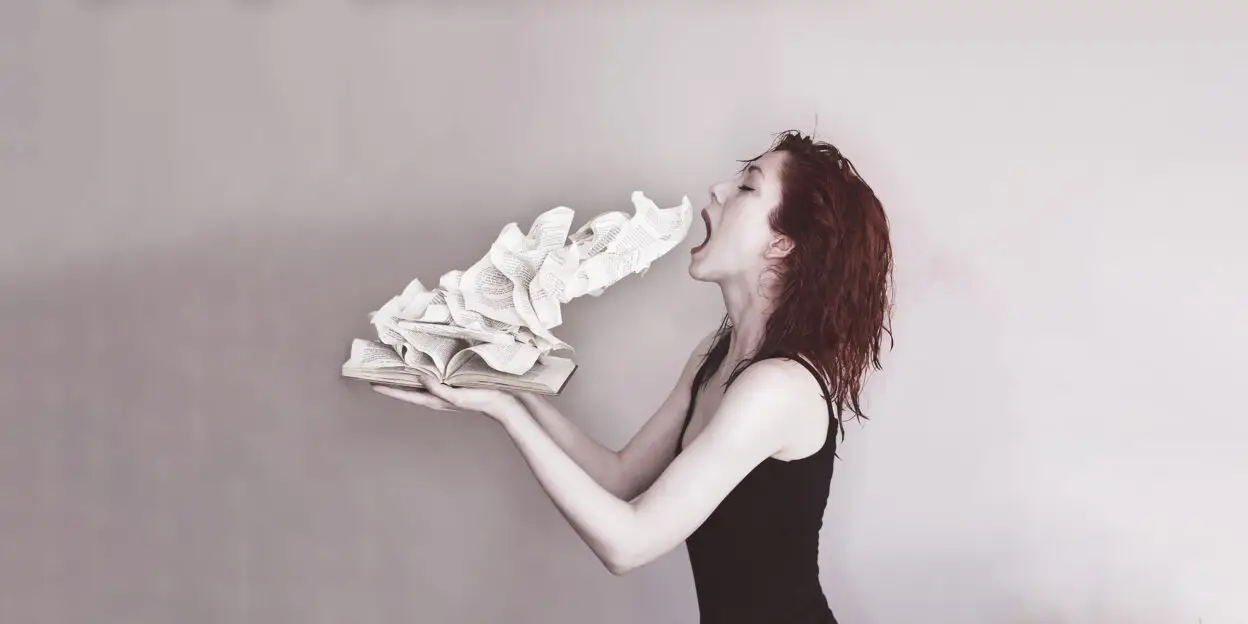 THE ANCHORESS releases ‘Show Your Face (worriedaboutsatan Remix)’ 