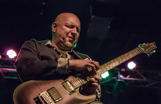 VIDEO PREMIERE: Mark Tiarra – Us Against the World 