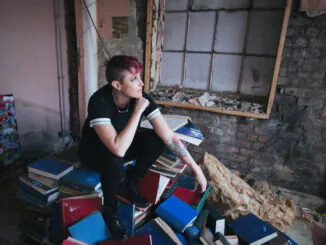 INTERVIEW: Louisa Roach of She Drew The Gun on new album 'Behave Myself'