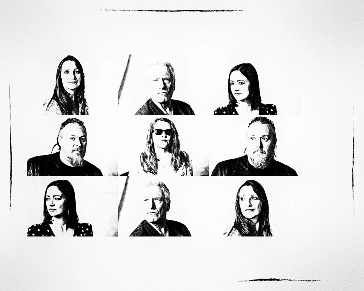 Glasgow's LOLA IN SLACKS release their amazing debut album 'Moon Moth' on 22 October 