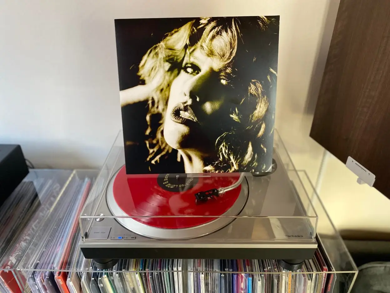 ON THE TURNTABLE: Hard Feelings - Hard Feelings 