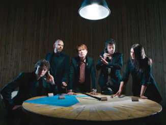 FRANZ FERDINAND announce details of greatest hits album and share brand new track 'Billy Goodbye' 1