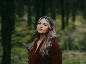 INTERVIEW with Derry based Indie-pop artist Reevah 1