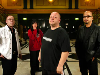 PIXIES announce ‘Live In Brixton’ box set 82 PIXIES announce ‘Live In Brixton’ box set 1