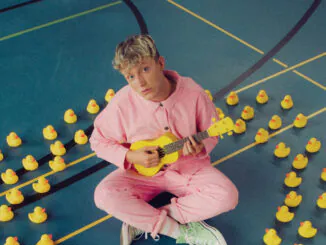 GASPAR NARBY shares video for new single 'So Bored' 2