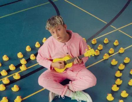 GASPAR NARBY shares video for new single 'So Bored' 2