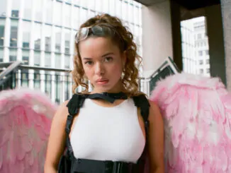 NILÜFER YANYA announces headline Belfast show at Limelight 2 on 11th March 2022 2